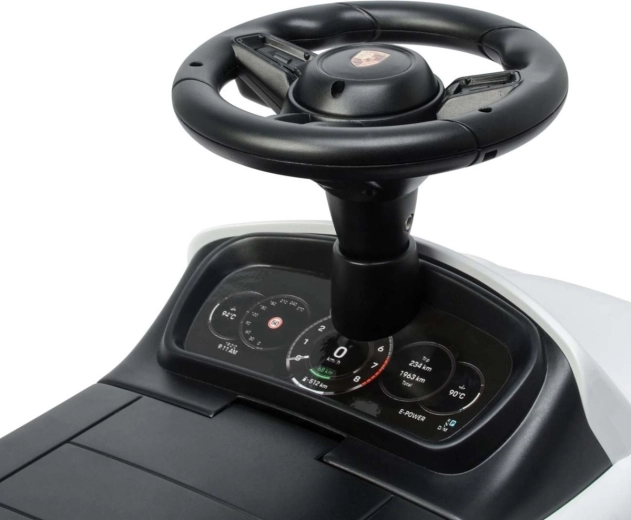 Aspecto realista de Porsche y diversión en el volante