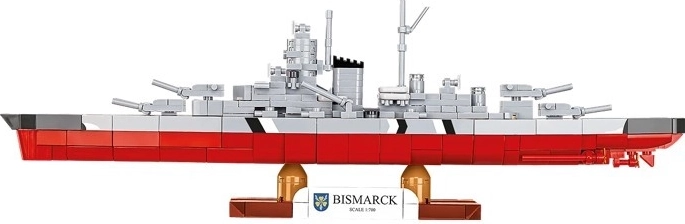 Escala detallada 1:700 y 590 piezas