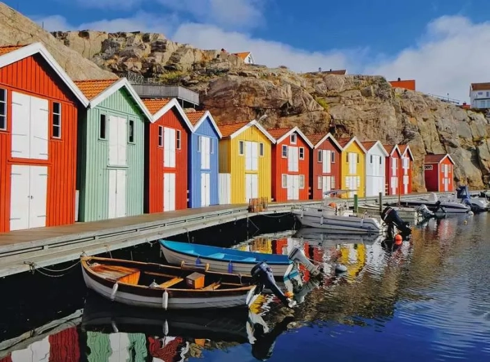 Puzzle Ravensburger Casas coloridas en Suecia XL 100 piezas