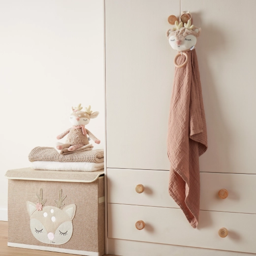 Amplio espacio para los tesoros infantiles
