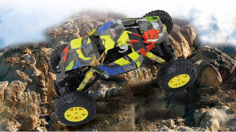 Tracción 4x4 y dos motores para terrenos reales
