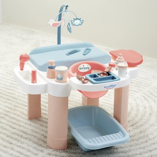 Todo para el cuidado, la alimentación y el baño en un solo set