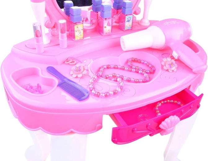 Práctico espacio para accesorios