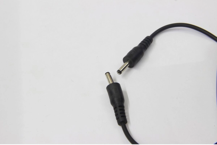Cable de carga JAMARA Lightning