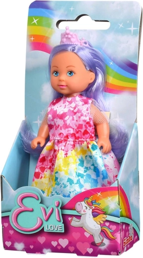 Una muñeca pequeña para una gran diversión