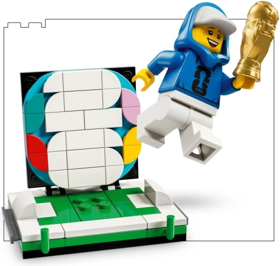 Minifigura y podio en miniatura