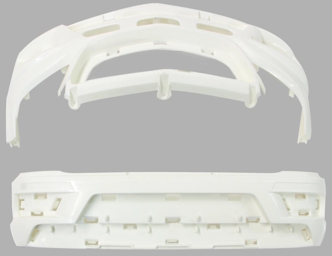 Parachoques para correpasillos Mercedes-Benz AMG GL63 (delantero y trasero) incluidas piezas de carrocería, blanco - 1 unidad