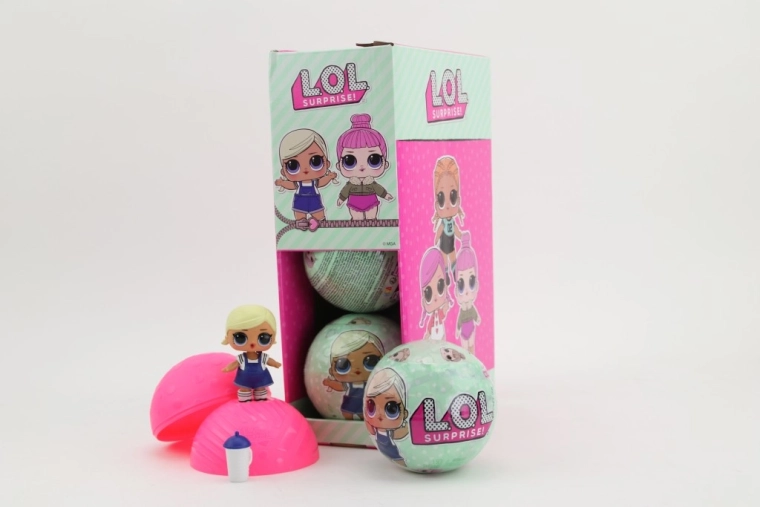 L.O.L. Surprise! OPP Tot muñeca con sorpresa