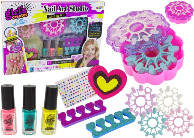 Estudio de uñas para niñas