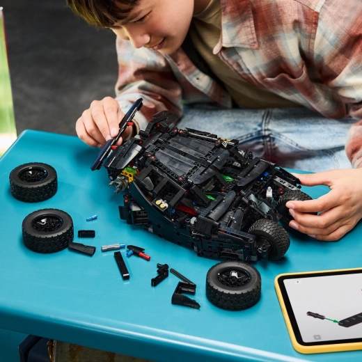 Construcción con la app LEGO Builder