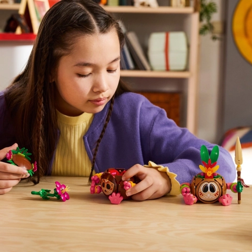 Accesorios y articulación para juego de acción