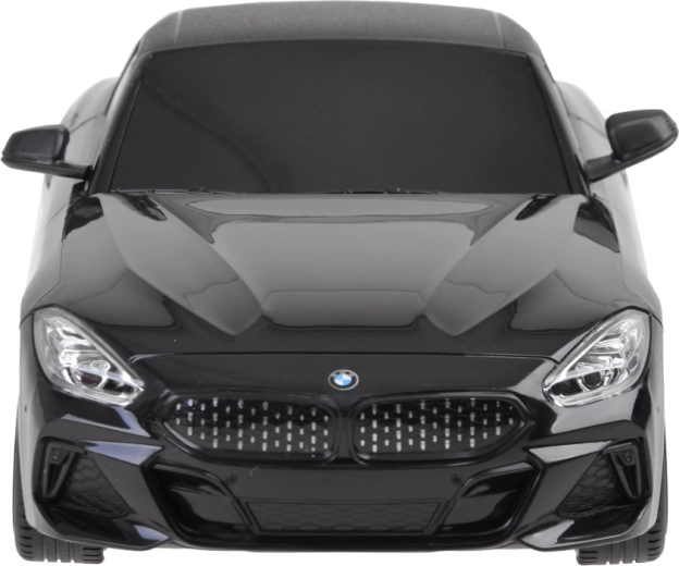 Modelo BMW con licencia realista