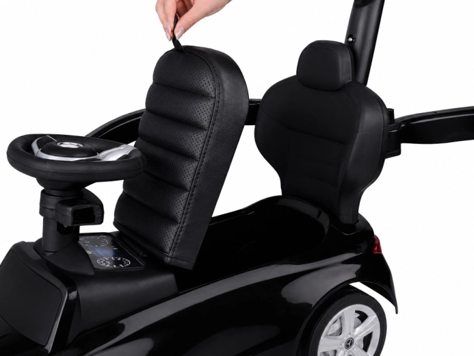 Espacio de almacenamiento bajo el asiento