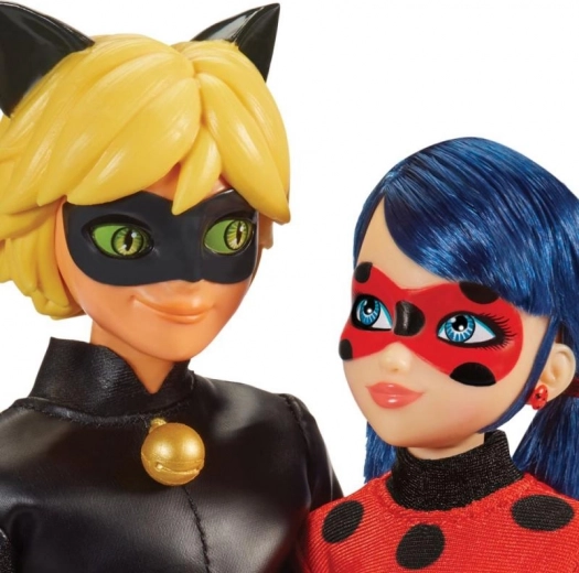 Personajes auténticos del mundo de Miraculous