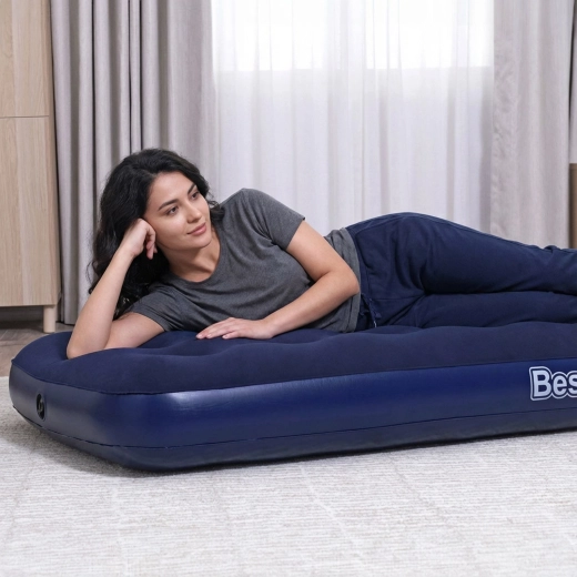 Colchón hinchable individual con superficie aterciopelada azul