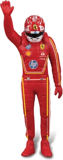 Figura del piloto Charles Leclerc en pose de campeón