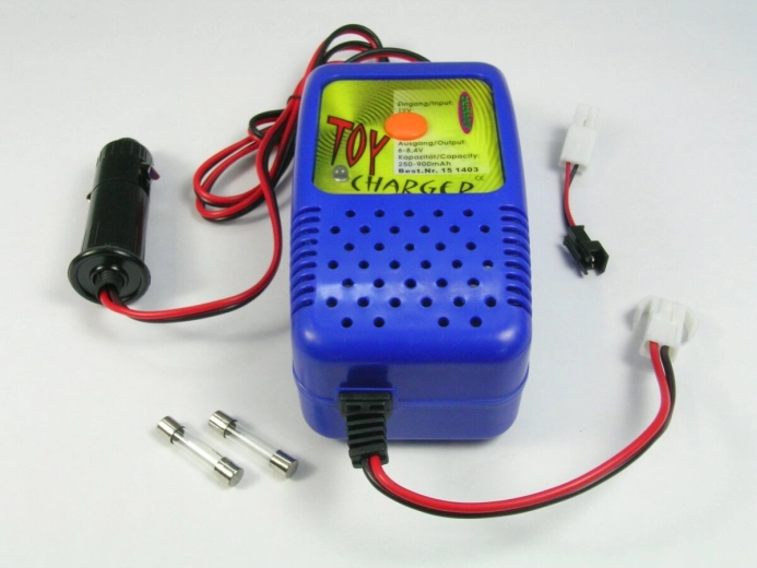 Cargador para juguetes de 12 V estándar - 1 unidad