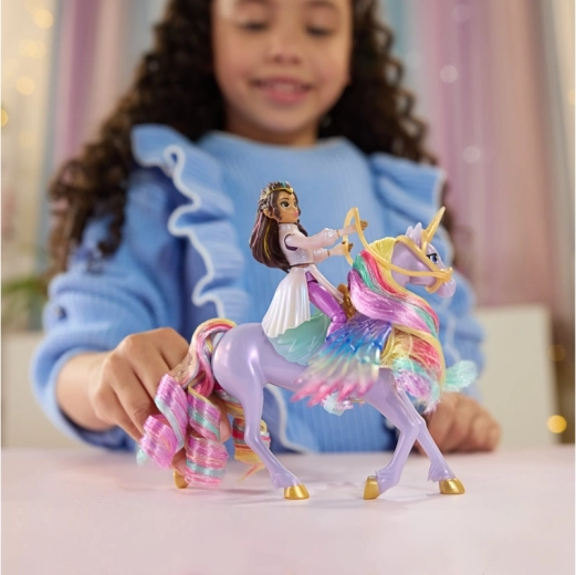 Muñeca articulada y peine