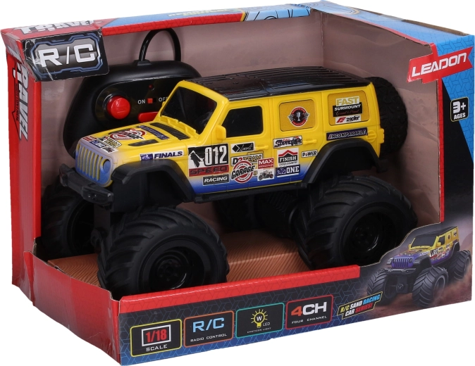 Coche RC todoterreno con control remoto y efectos luminosos