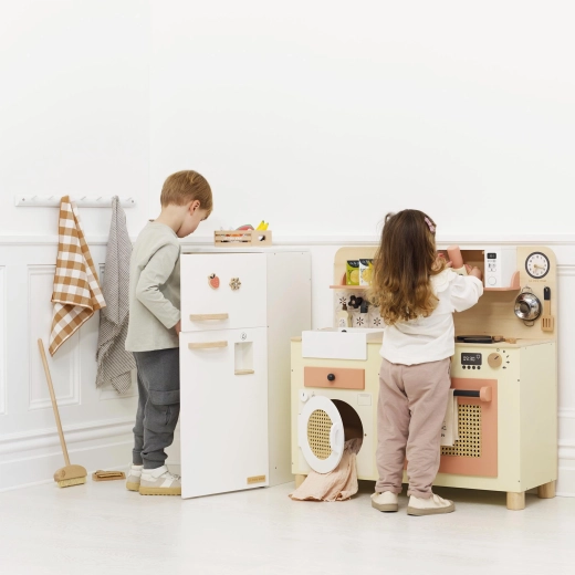 Diseño retro para la cocina infantil y juego de roles