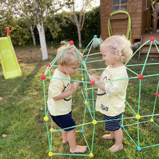 Juego creativo en casa y en el jardín