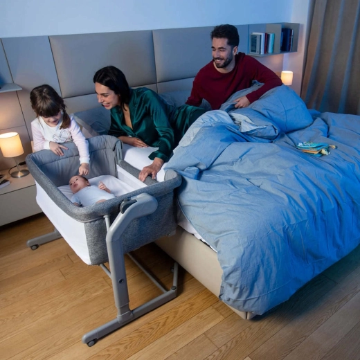 Diseño transpirable y modo colecho junto a la cama