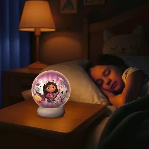 Edición nocturna: la esfera terminada como lámpara LED