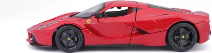 Acabado realista a escala 1:18