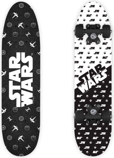 Skateboard completo con diseño de Star Wars