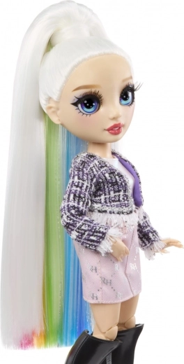 Muñeca articulada con cabello extra largo
