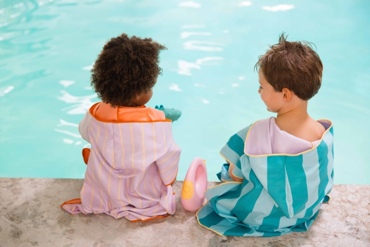 Poncho infantil de playa Quut lagoon