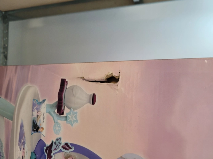 Outlet con embalaje dañado