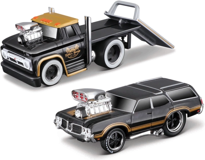 Maisto Muscle Transports 1966 Chevrolet C60 Flatbed con 1970 Oldsmobile Vista Cruiser 1:64