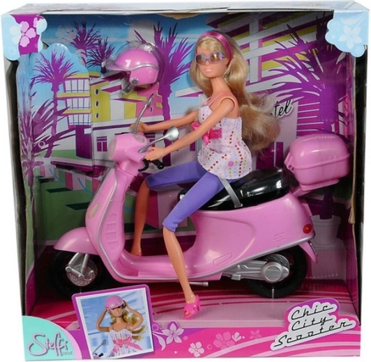 Steffi en scooter: muñeca con casco y accesorios