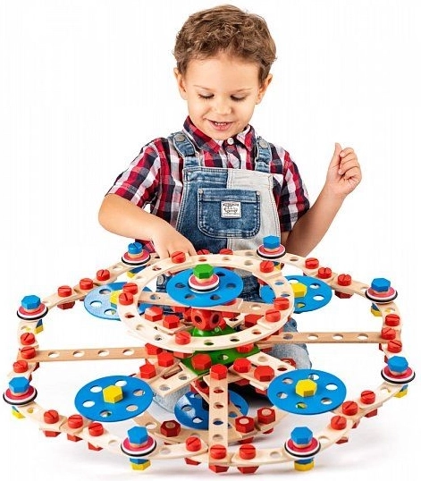 Juego de construcción de madera con montaje Engineer
