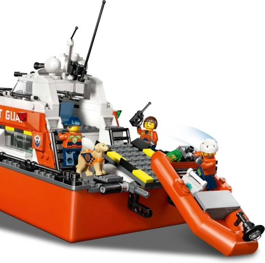 Lancha de rescate flotante con rampa y helipuerto