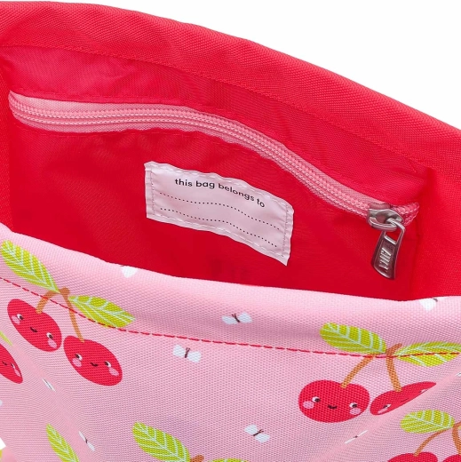 Bolsillo interior con cremallera para objetos pequeños