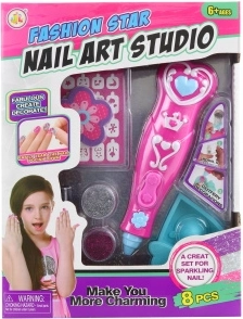 Estudio de uñas para niños a pilas