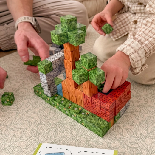 108 piezas para crear tu propio mundo de juego