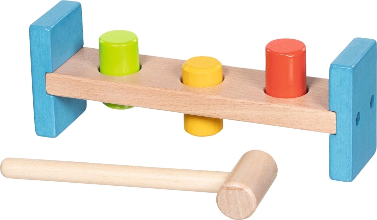 Goki banco de golpear de madera con martillo y 3 clavijas
