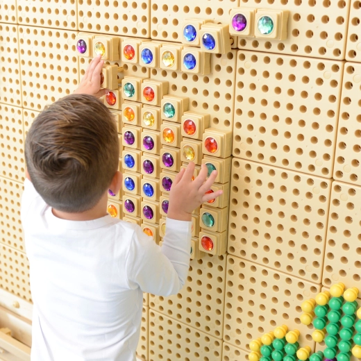 Creación en el tablero STEM