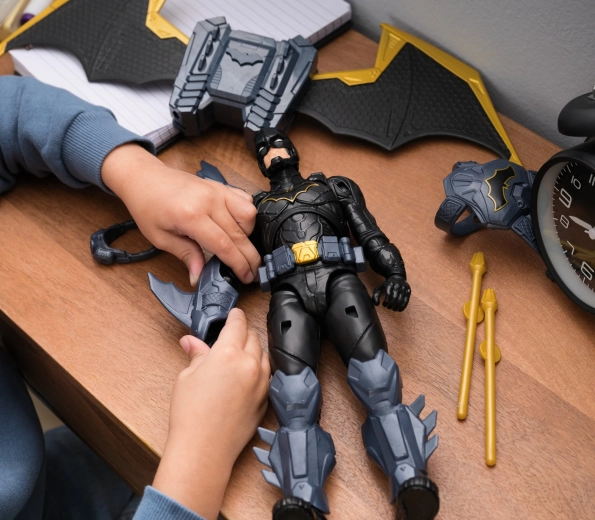 Activa la acción con alas y armadura