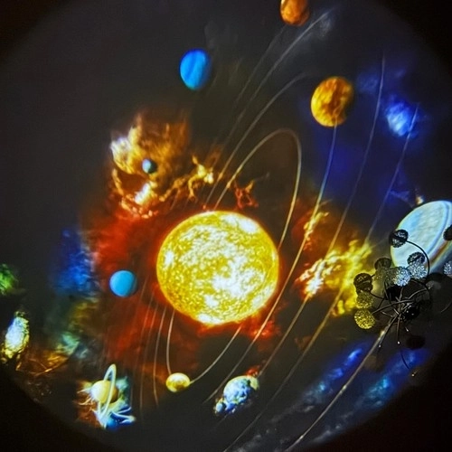 Proyecciones realistas del espacio y del Sistema Solar