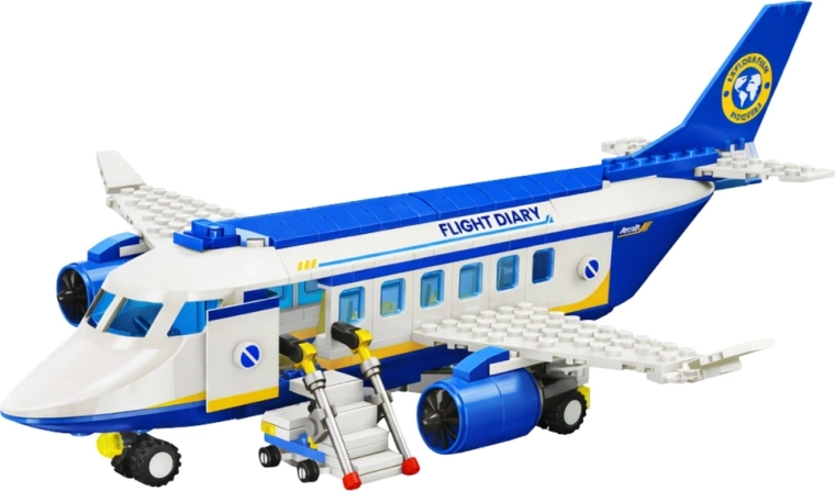 Dos modelos con un solo set: avión o robot