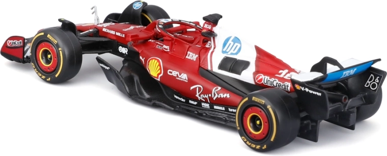 Carrocería metálica die-cast con elementos detallados