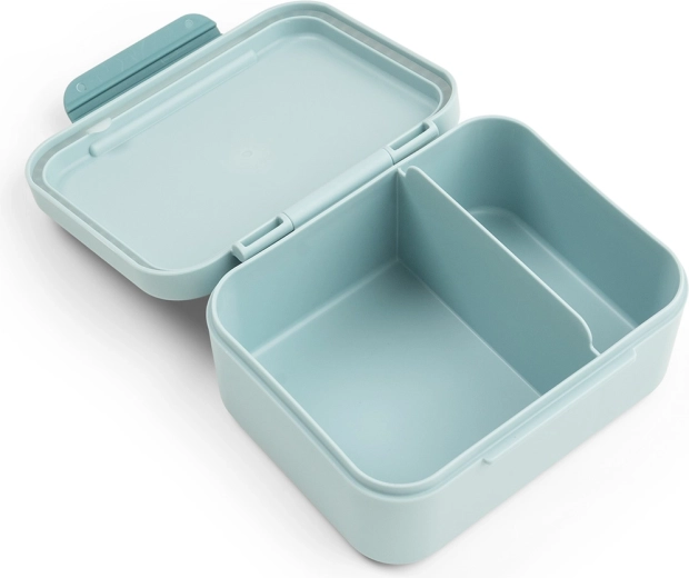 Done by Deer caja pequeña para la merienda con pinchos Tiny farm azul