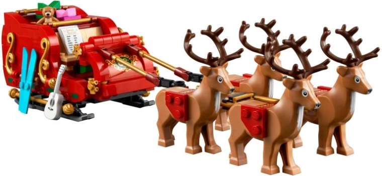 Trineo rojo detallado con acentos dorados