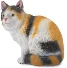 Collecta gato doméstico tricolor – figura sentada
