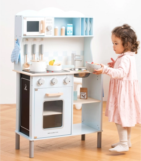 Cocina de madera moderna para niños – azul claro