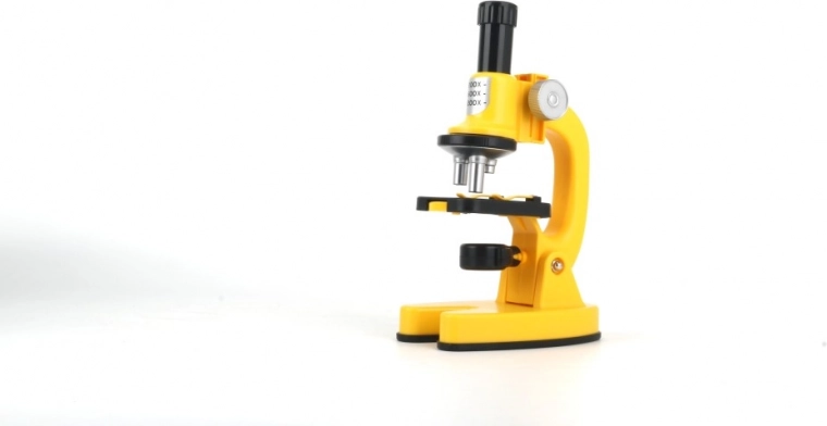 Microscopio infantil de colores